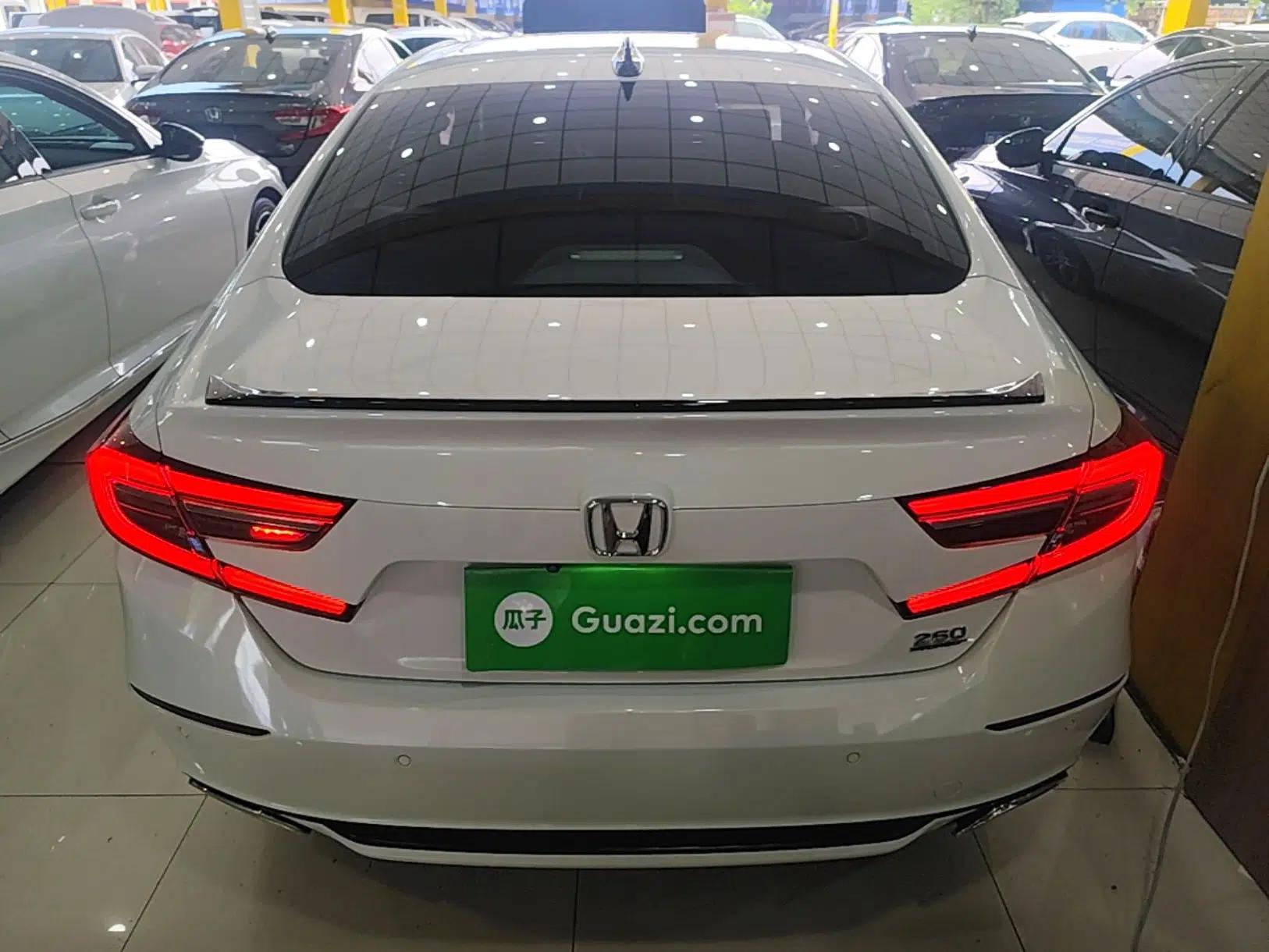 Honda Accord 2022 260TURBO Phantom Night · Prestige Edition — миниатюра 5
