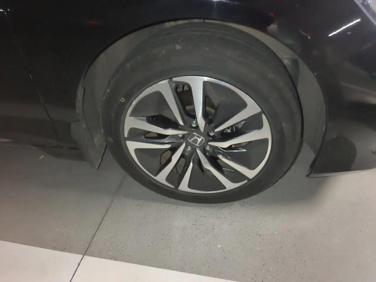 Honda Accord 2022 Xing·Hybrid 2.0L Xingling Version — миниатюра 8