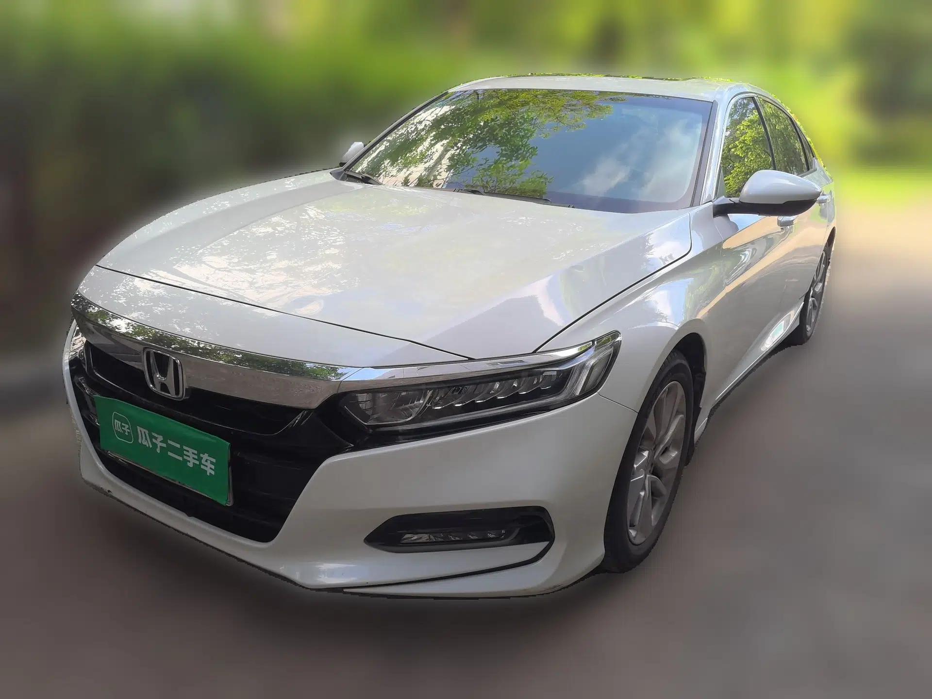 Honda Accord 2018 260TURBO Elite Edition China V — миниатюра 1