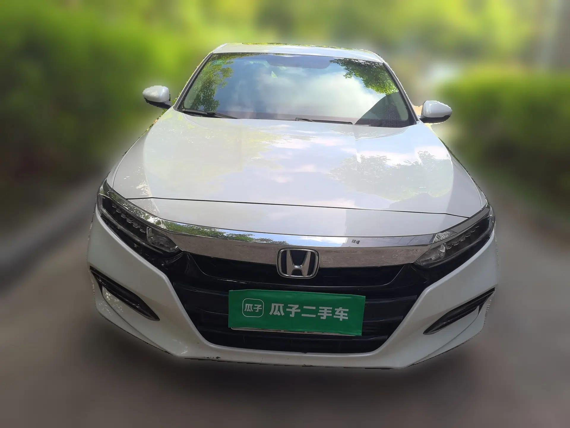 Honda Accord 2018 260TURBO Elite Edition China V — миниатюра 2