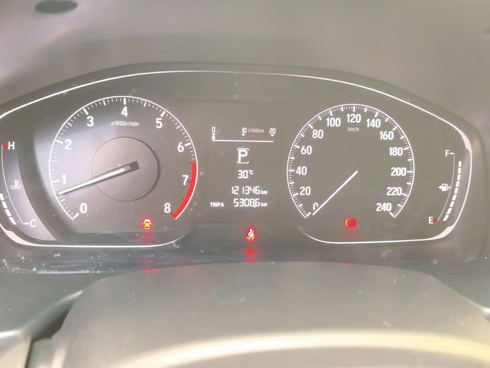 Honda Accord 2018 260TURBO Elite Edition China V — миниатюра 12