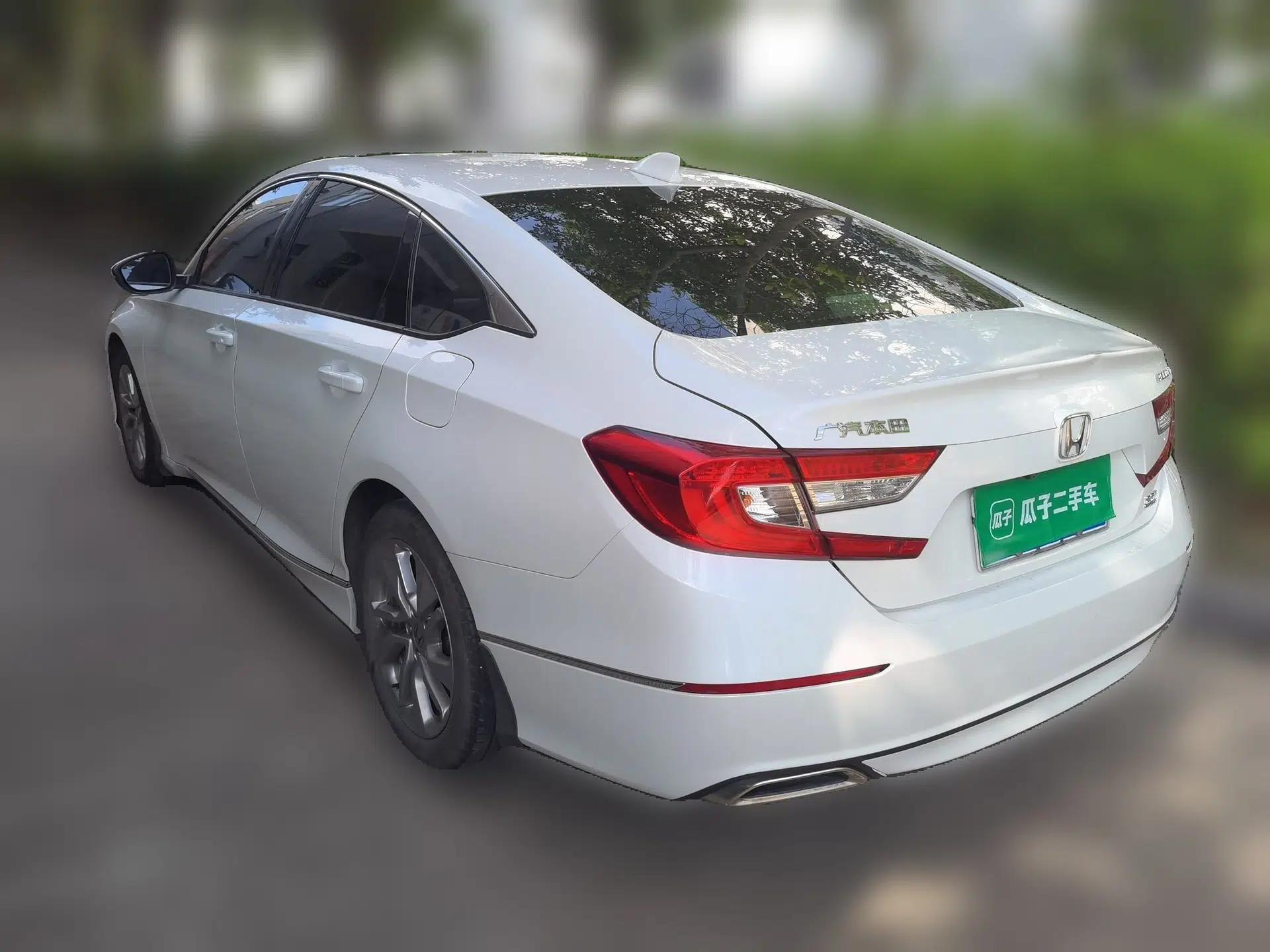 Honda Accord 2018 260TURBO Elite Edition China V — миниатюра 4