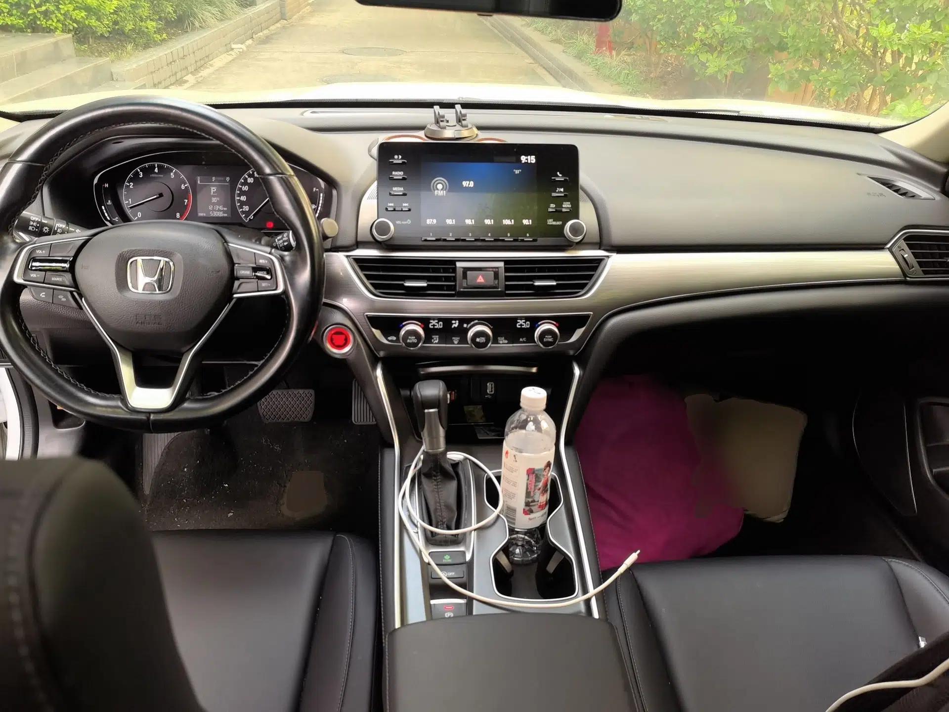 Honda Accord 2018 260TURBO Elite Edition China V — миниатюра 9