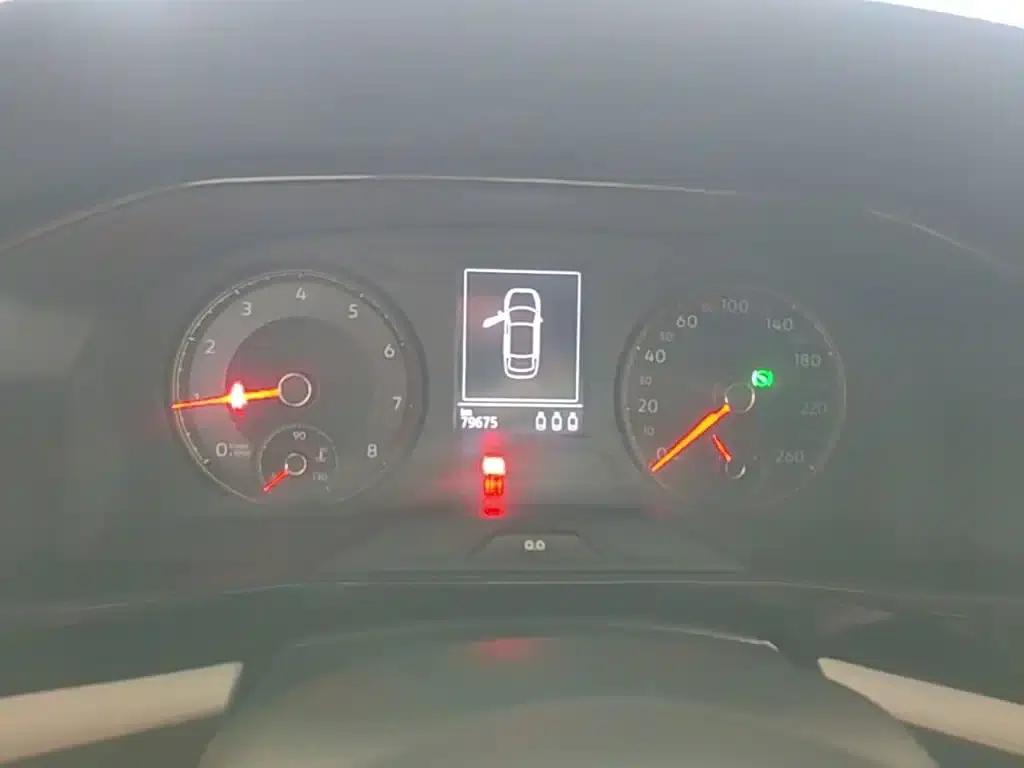 2019 Volkswagen Lavida 1.5L Automatic Comfort Edition (China VI Emission Standard) — миниатюра 12