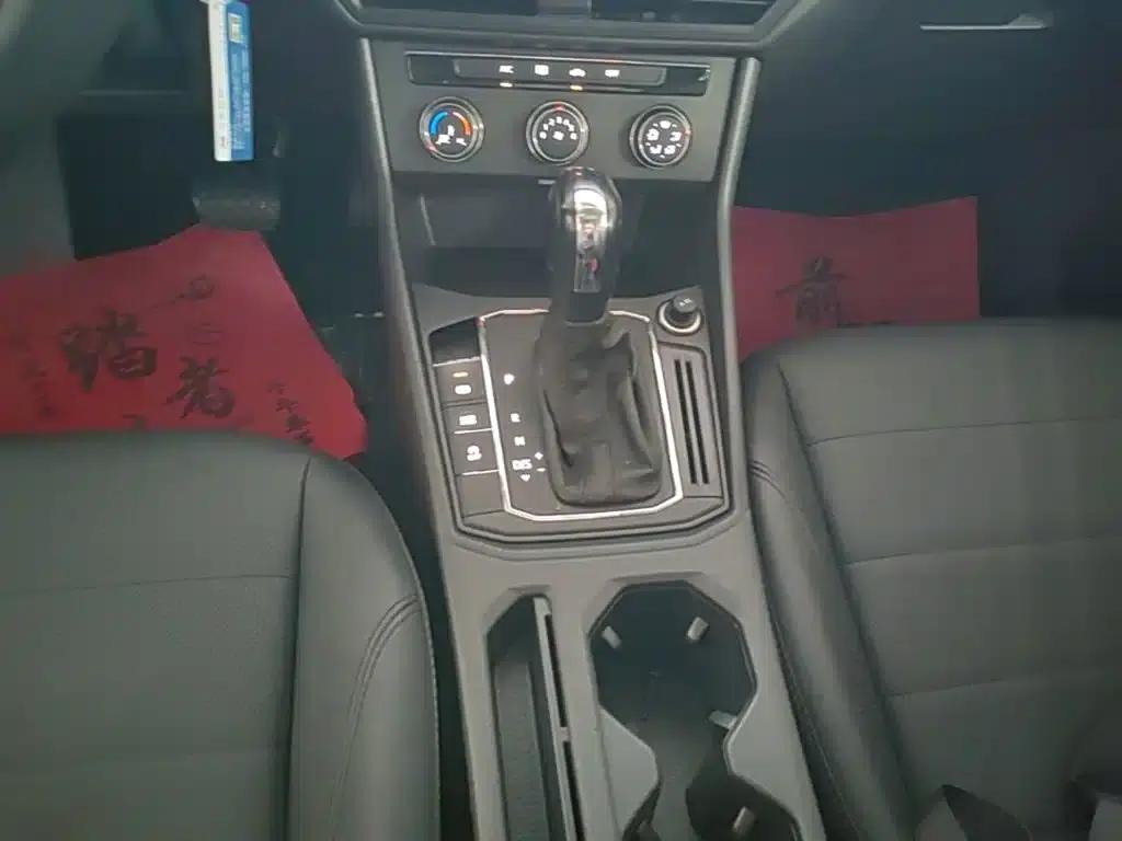 2019 Volkswagen Lavida 1.5L Automatic Comfort Edition (China VI Emission Standard) — миниатюра 14