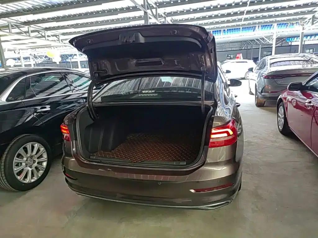 2019 Volkswagen Lavida 1.5L Automatic Comfort Edition (China VI Emission Standard) — миниатюра 19