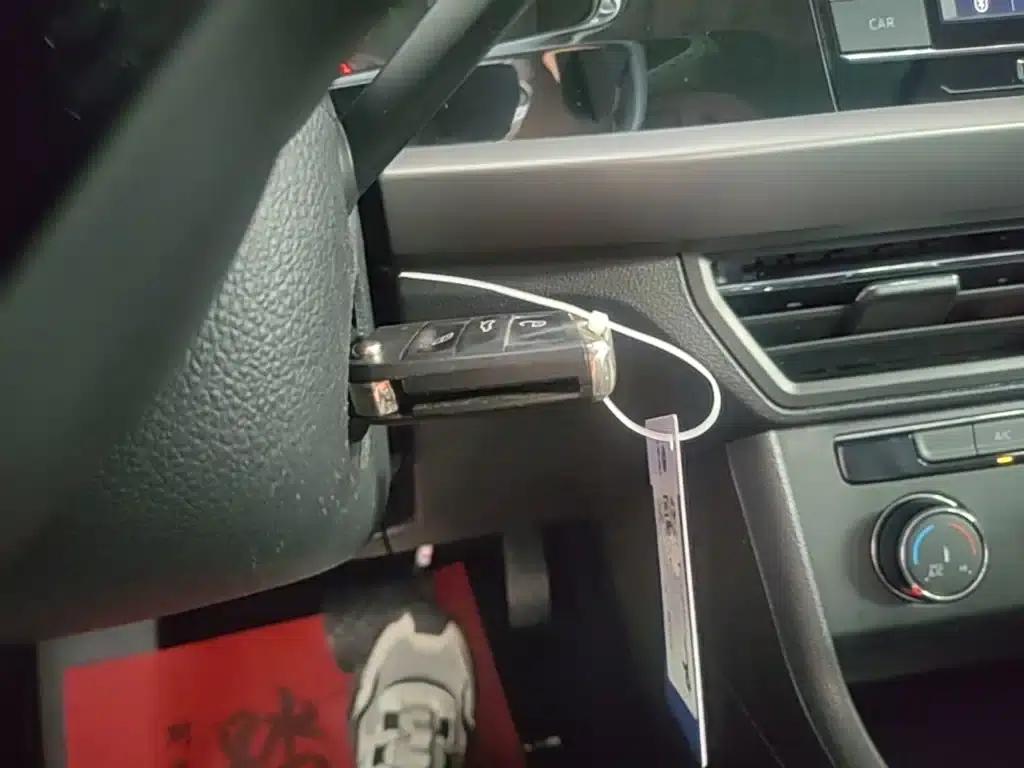 2019 Volkswagen Lavida 1.5L Automatic Comfort Edition (China VI Emission Standard) — миниатюра 9