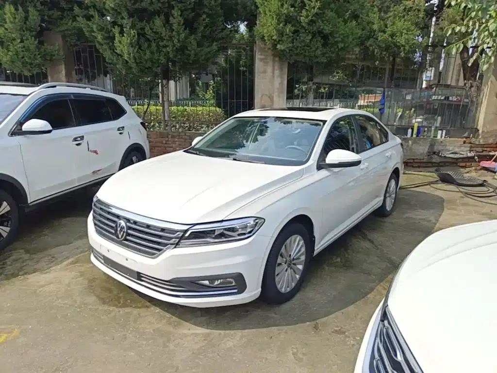 2021 Volkswagen Lavida 1.5L Automatic Comfort Edition — миниатюра 1