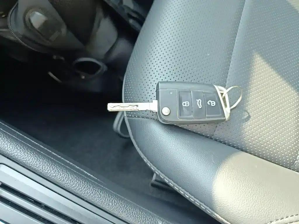 2021 Volkswagen Lavida 1.5L Automatic Comfort Edition — миниатюра 9