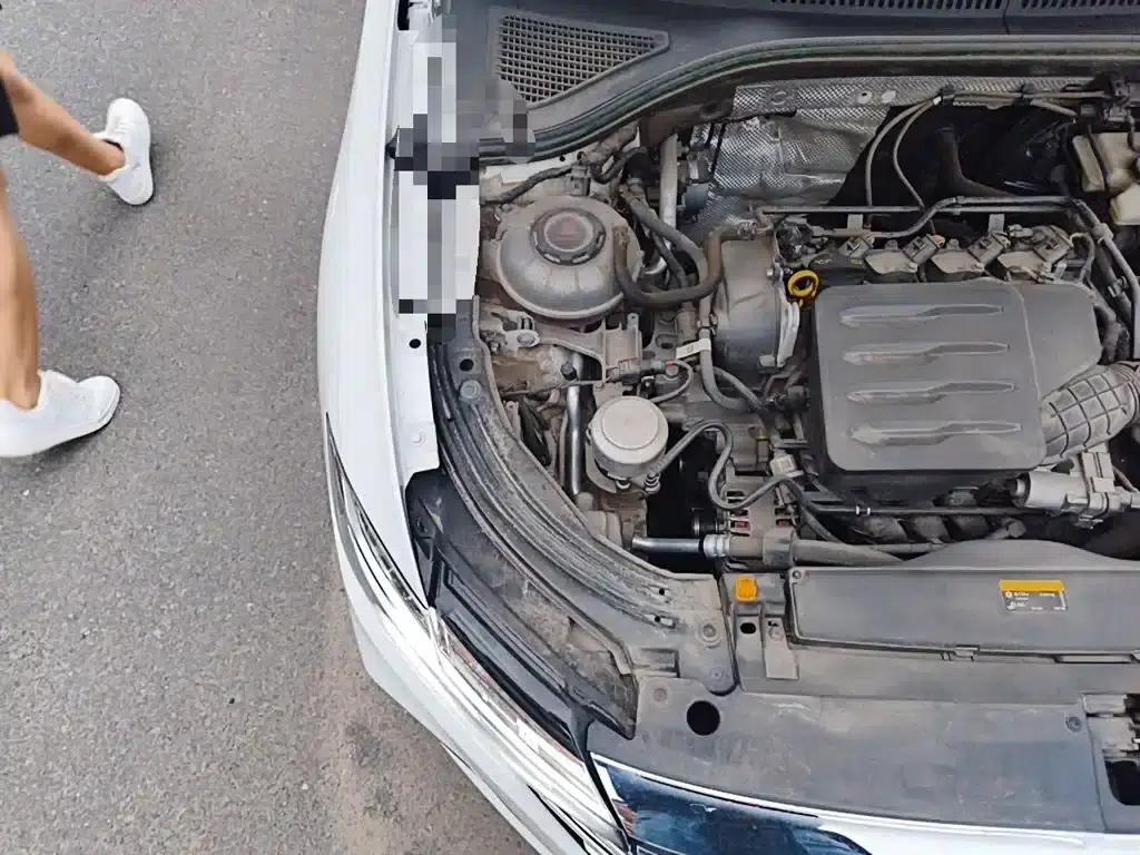 2023 Volkswagen Lavida 1.5L Automatic Five Million Edition — миниатюра 23
