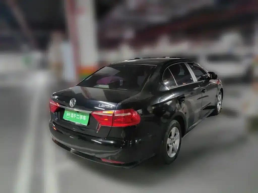 2013 Volkswagen Lavida Classic Facelift 1.6L Automatic Fashion Edition — миниатюра 5