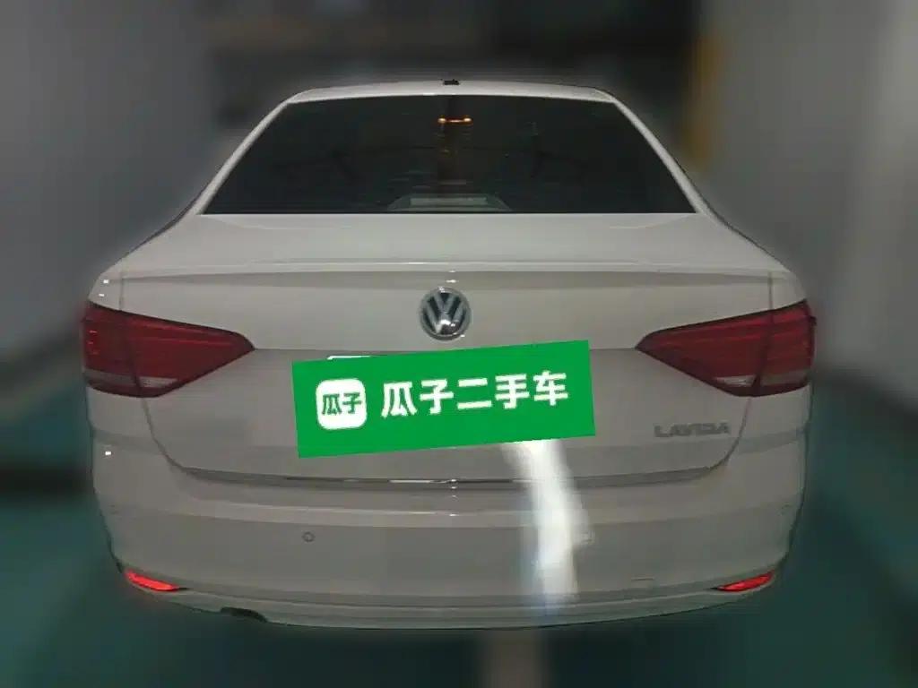 2015 Volkswagen Lavida 1.6L Automatic Comfort Edition — миниатюра 4