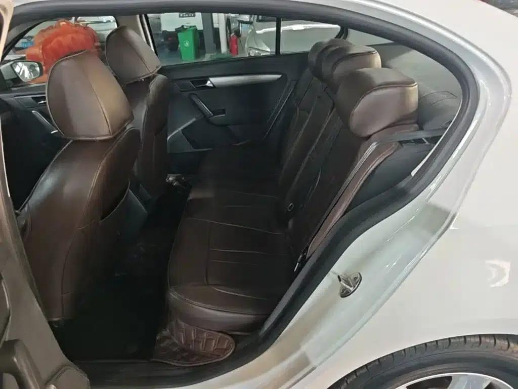 2015 Volkswagen Lavida 1.6L Automatic Fashion Edition — миниатюра 17