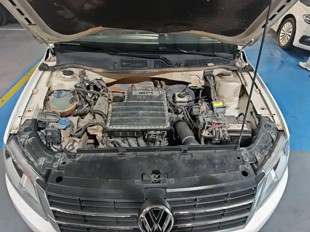 2015 Volkswagen Lavida 1.6L Automatic Fashion Edition — миниатюра 20