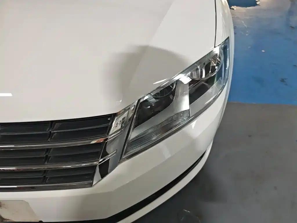 2015 Volkswagen Lavida 1.6L Automatic Fashion Edition — миниатюра 24