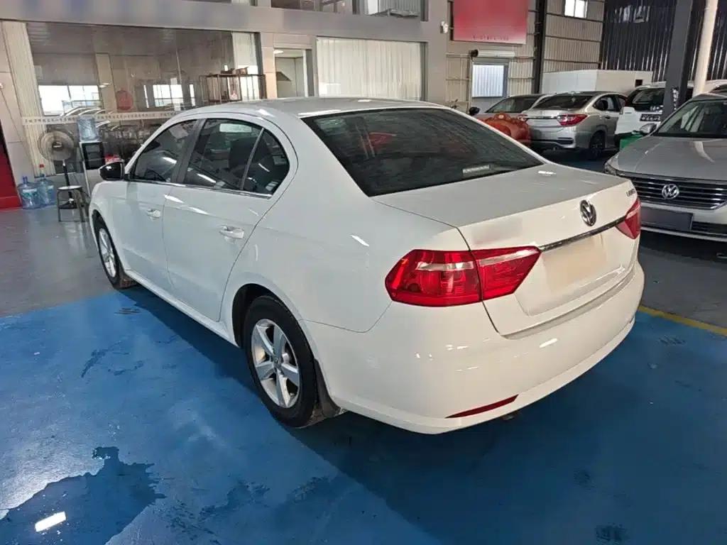 2015 Volkswagen Lavida 1.6L Automatic Fashion Edition — миниатюра 5