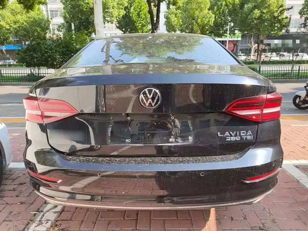 2021 Volkswagen Lavida 280TSI DSG Comfort Edition — миниатюра 6