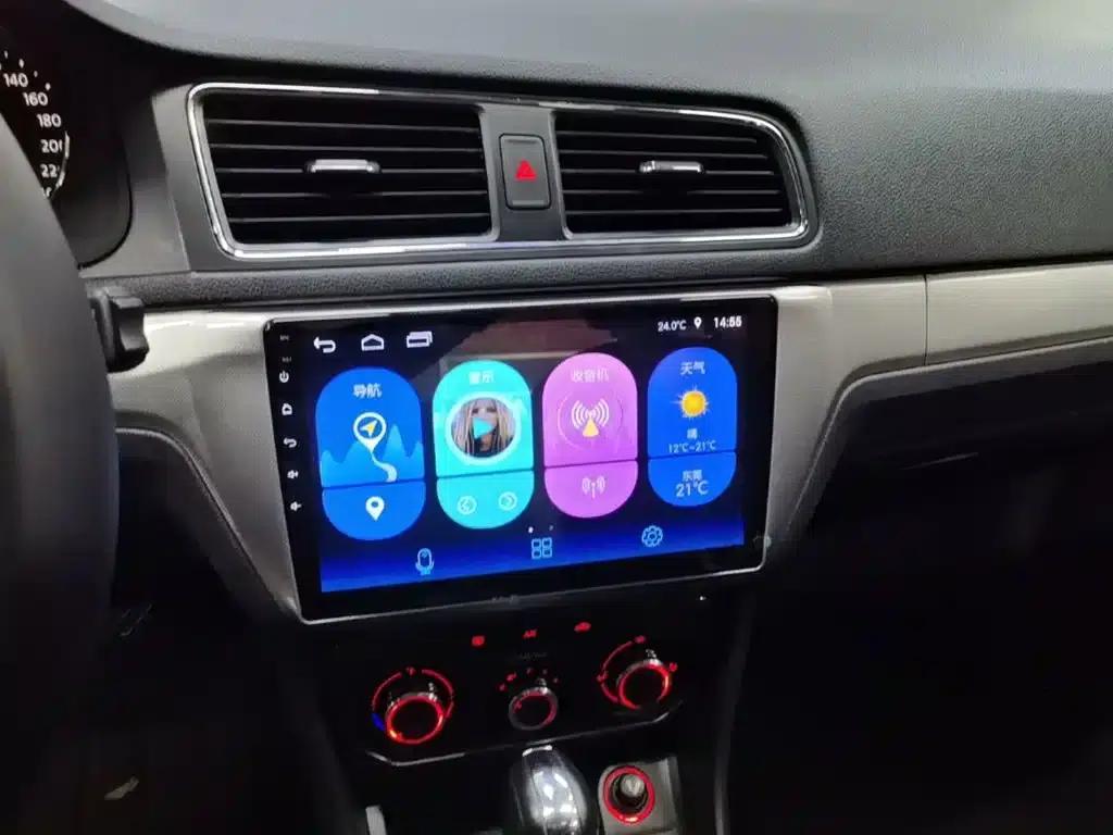2015 Volkswagen Lavida 1.6L Automatic Comfort Edition — миниатюра 13