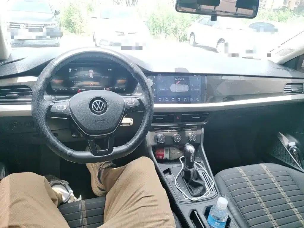 2022 Volkswagen Lavida 280TSI DSG Comfort Edition — миниатюра 13