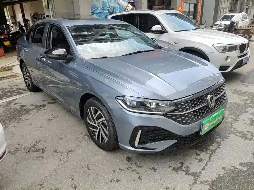 2023 Volkswagen Lavida 300TSI DSG Starry Sky Edition — миниатюра 4