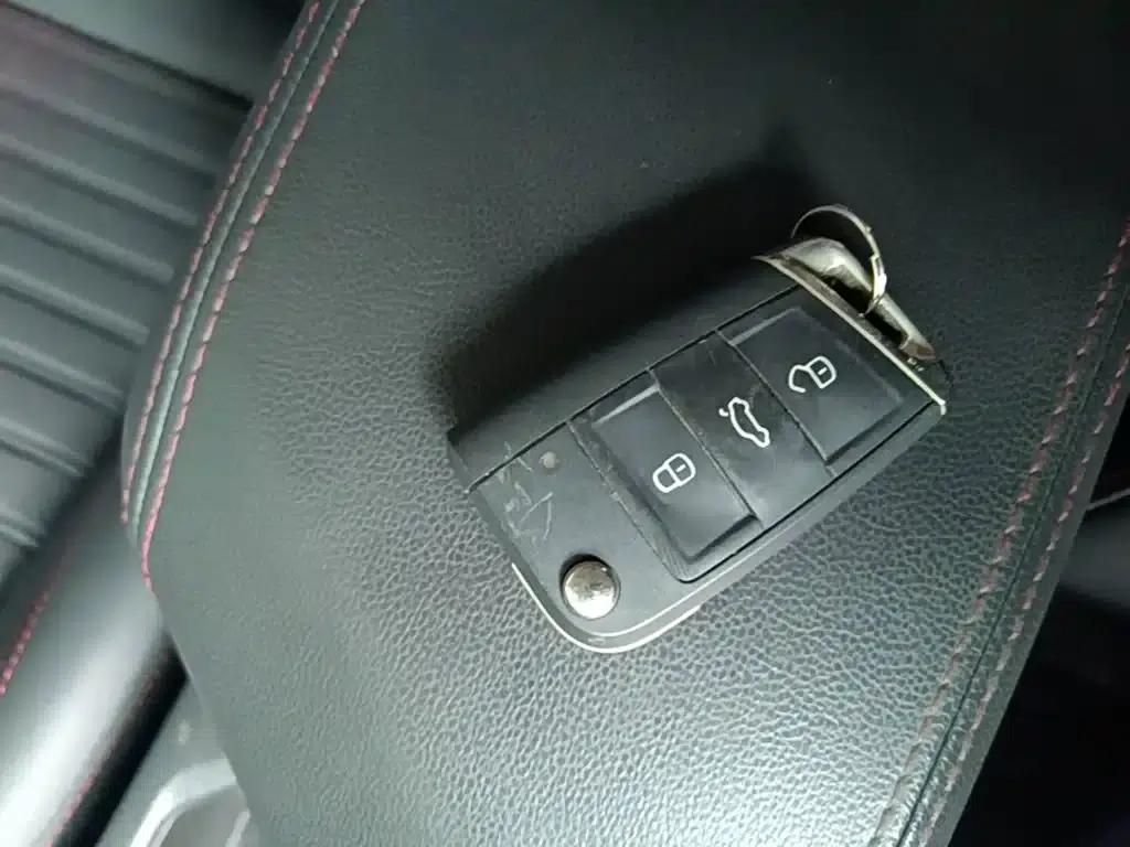 2023 Volkswagen Lavida 280TSI DSG Starry Sky Edition — миниатюра 9