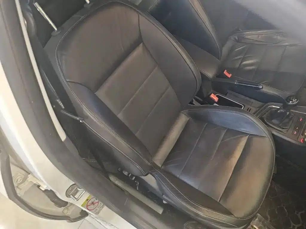 2015 Volkswagen Lavida 1.6L Manual Comfort Edition — миниатюра 25