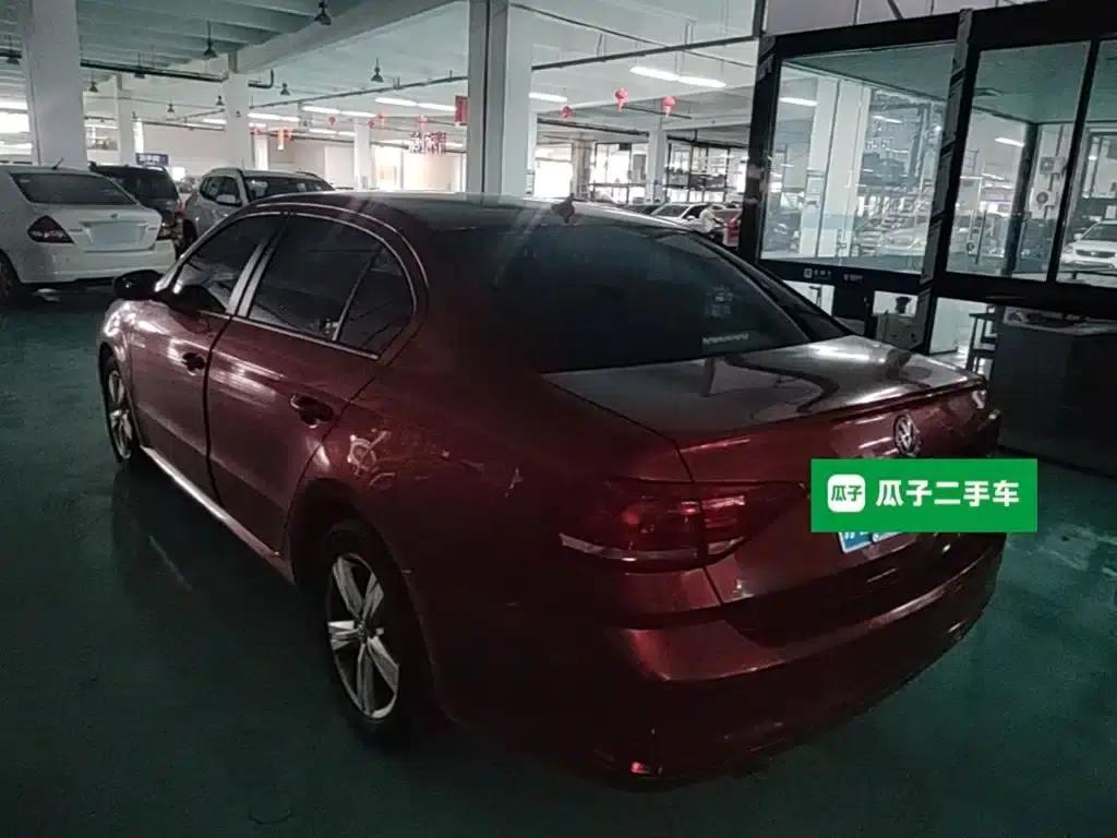 2017 Volkswagen Lavida 1.6L Automatic Fashion Edition — миниатюра 5