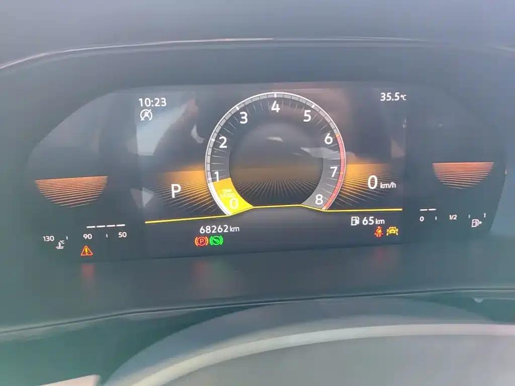 2022 Volkswagen Lavida 1.5L Automatic Comfort Edition — миниатюра 12