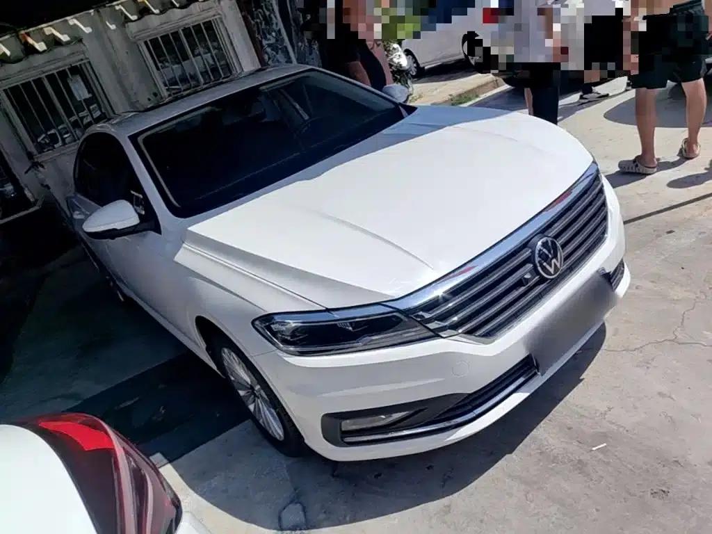 2022 Volkswagen Lavida 1.5L Automatic Comfort Edition — миниатюра 4