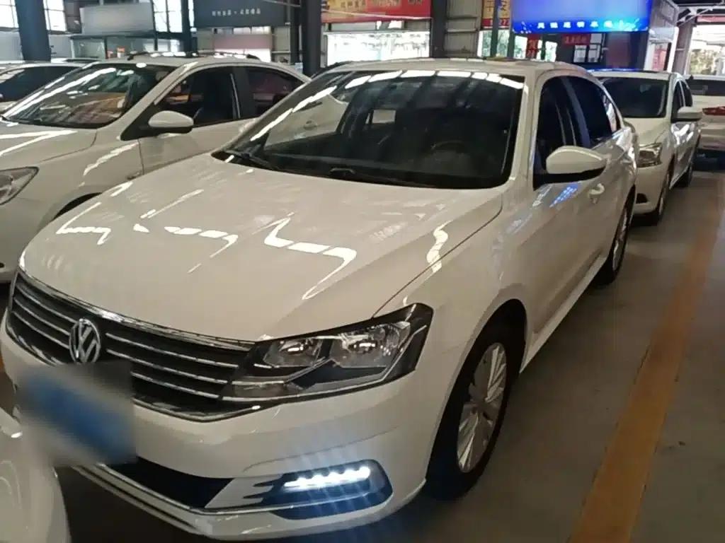 2019 Volkswagen Lavida, Lavida Qihang 1.5L Automatic Comfort Edition (National VI Emission Standard) — миниатюра 2