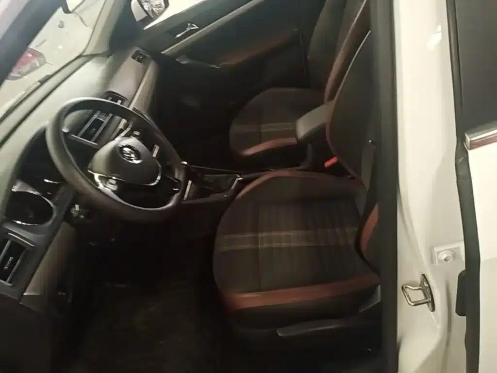 2019 Volkswagen Lavida, Lavida Qihang 1.5L Automatic Comfort Edition (National VI Emission Standard) — миниатюра 15