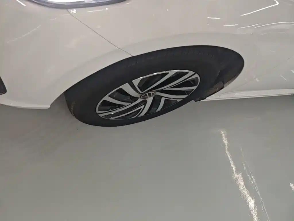 2024 Volkswagen Lavida 1.5L Automatic Starry Sky Five Million Edition — миниатюра 23