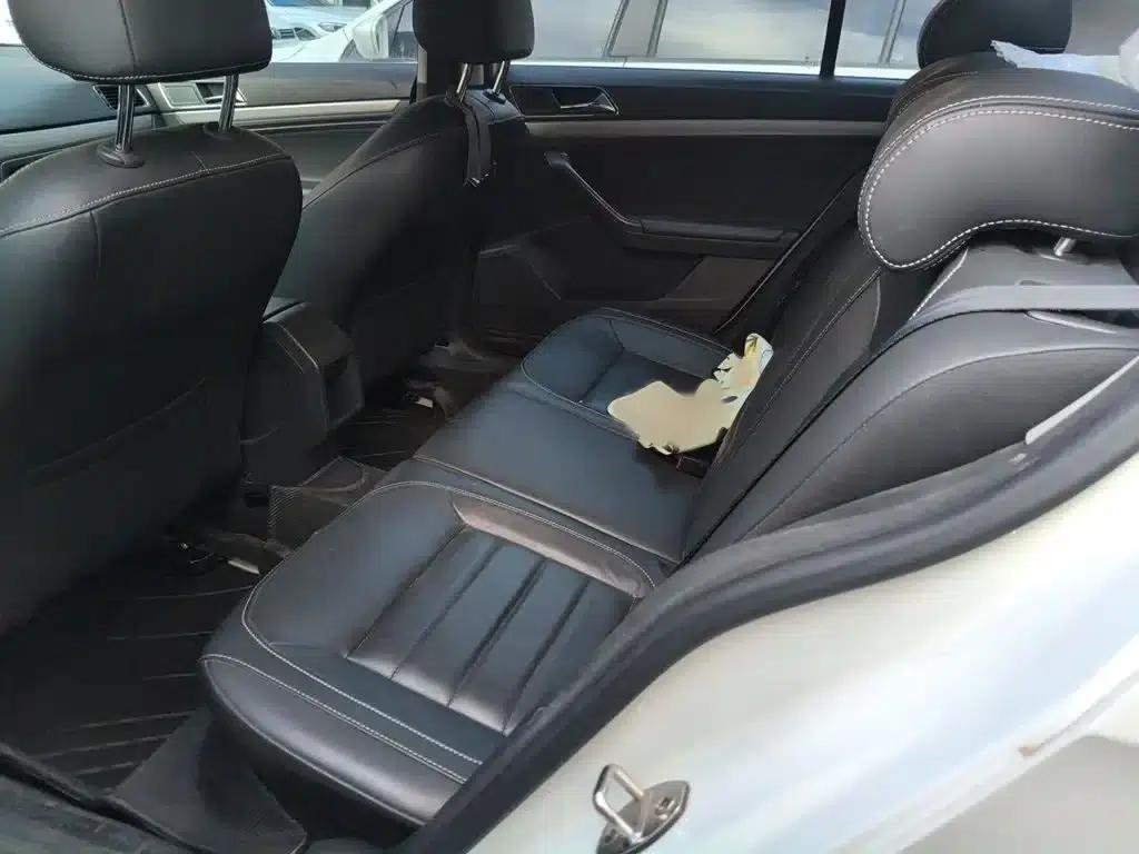 2017 Volkswagen Lavida 1.6L Automatic Comfort Edition — миниатюра 15