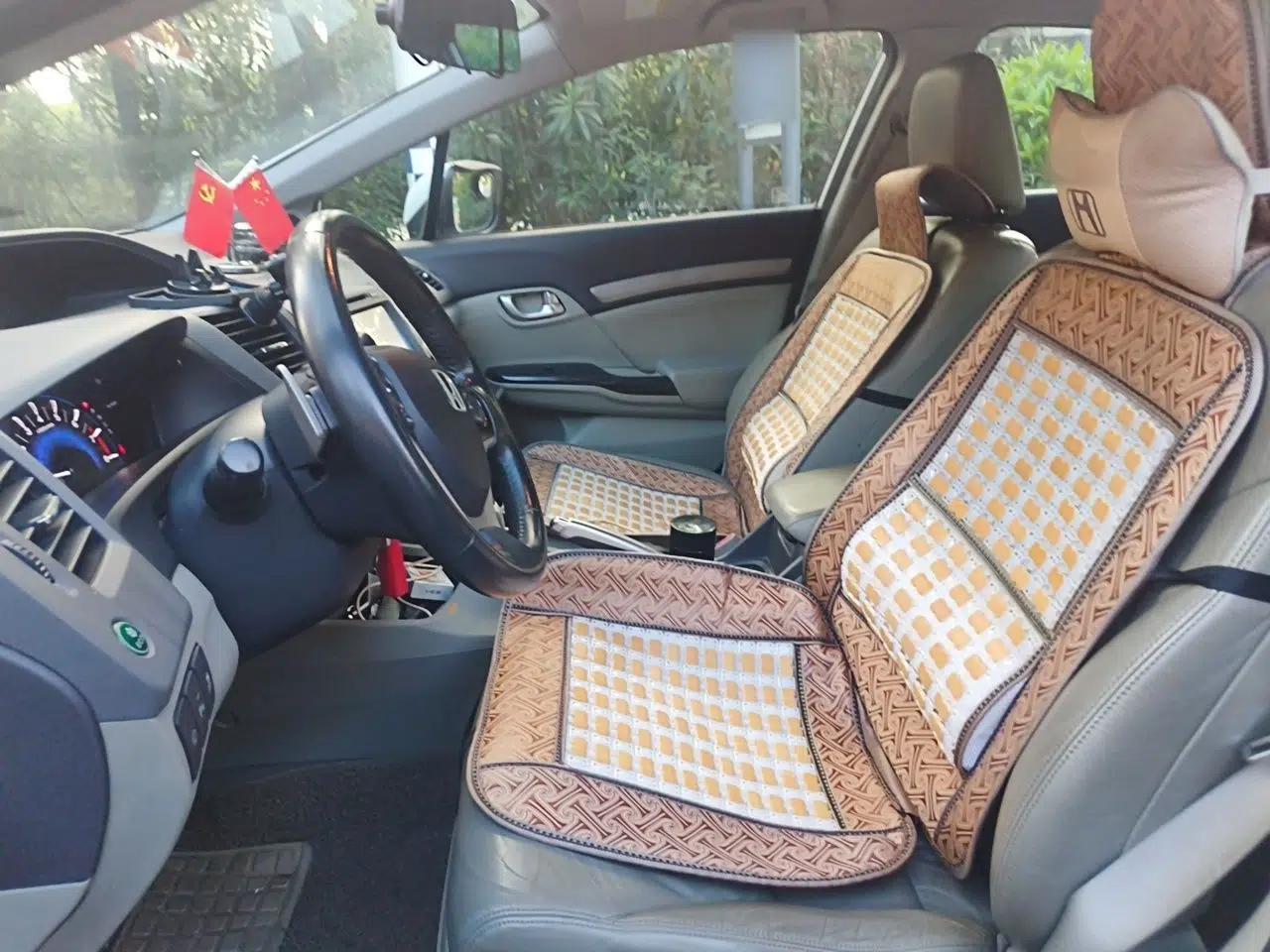Honda Civic 2012 1.8L automatic luxury edition — миниатюра 15