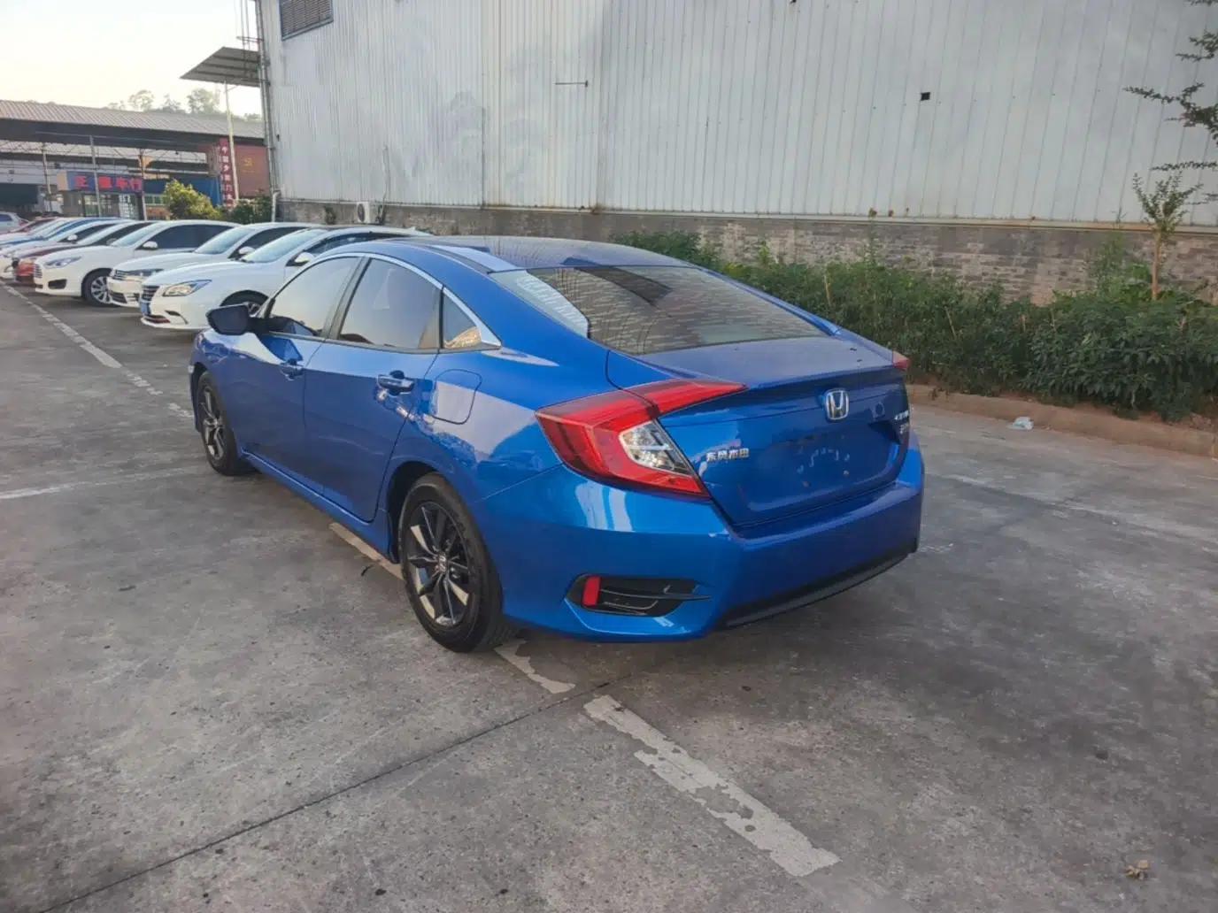 Honda Civic 2019 220TURBO CVT Dynamic Edition China V — миниатюра 4