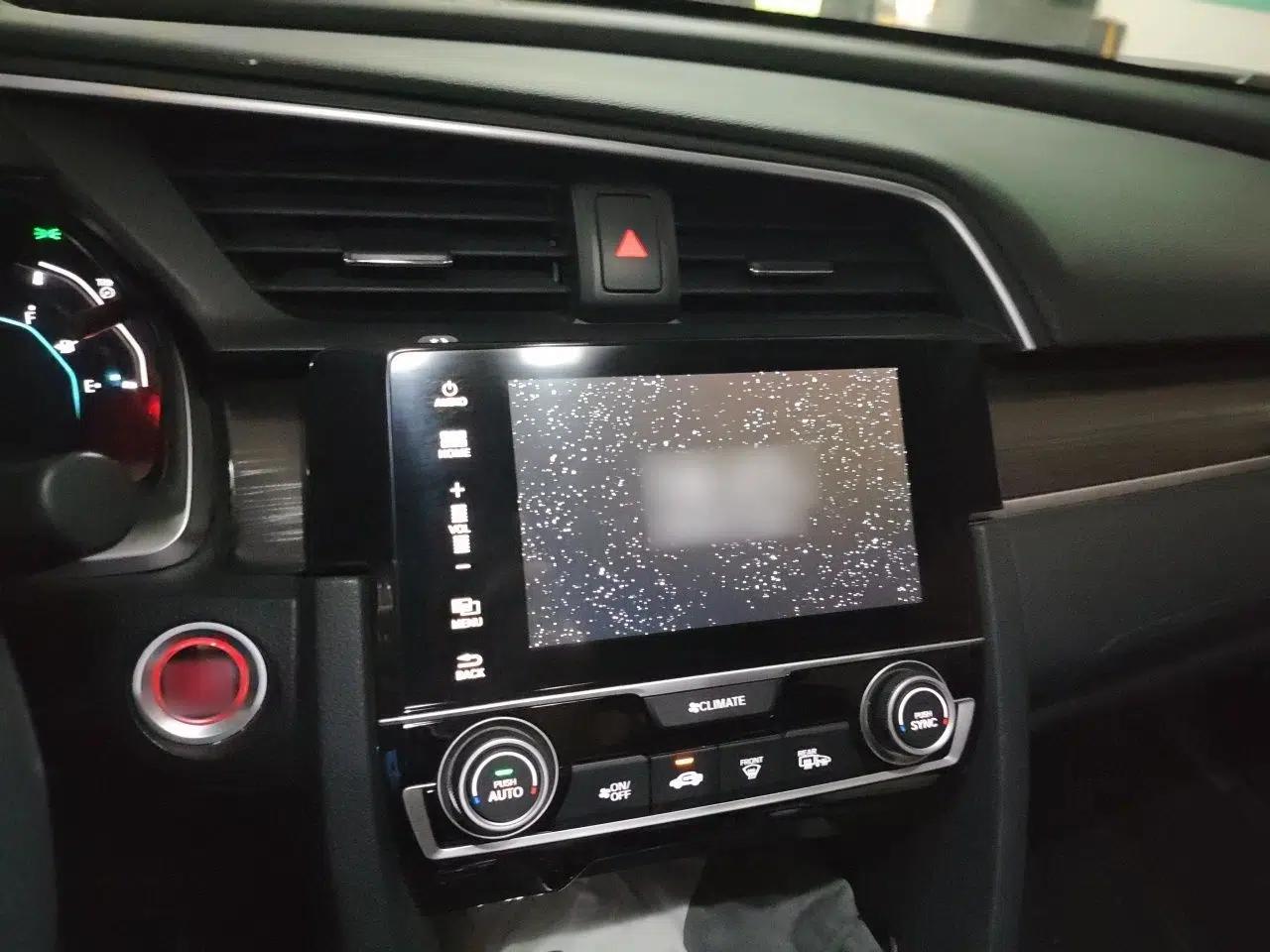 Honda Civic 2019 220TURBO CVT Dynamic Edition China VI — миниатюра 12