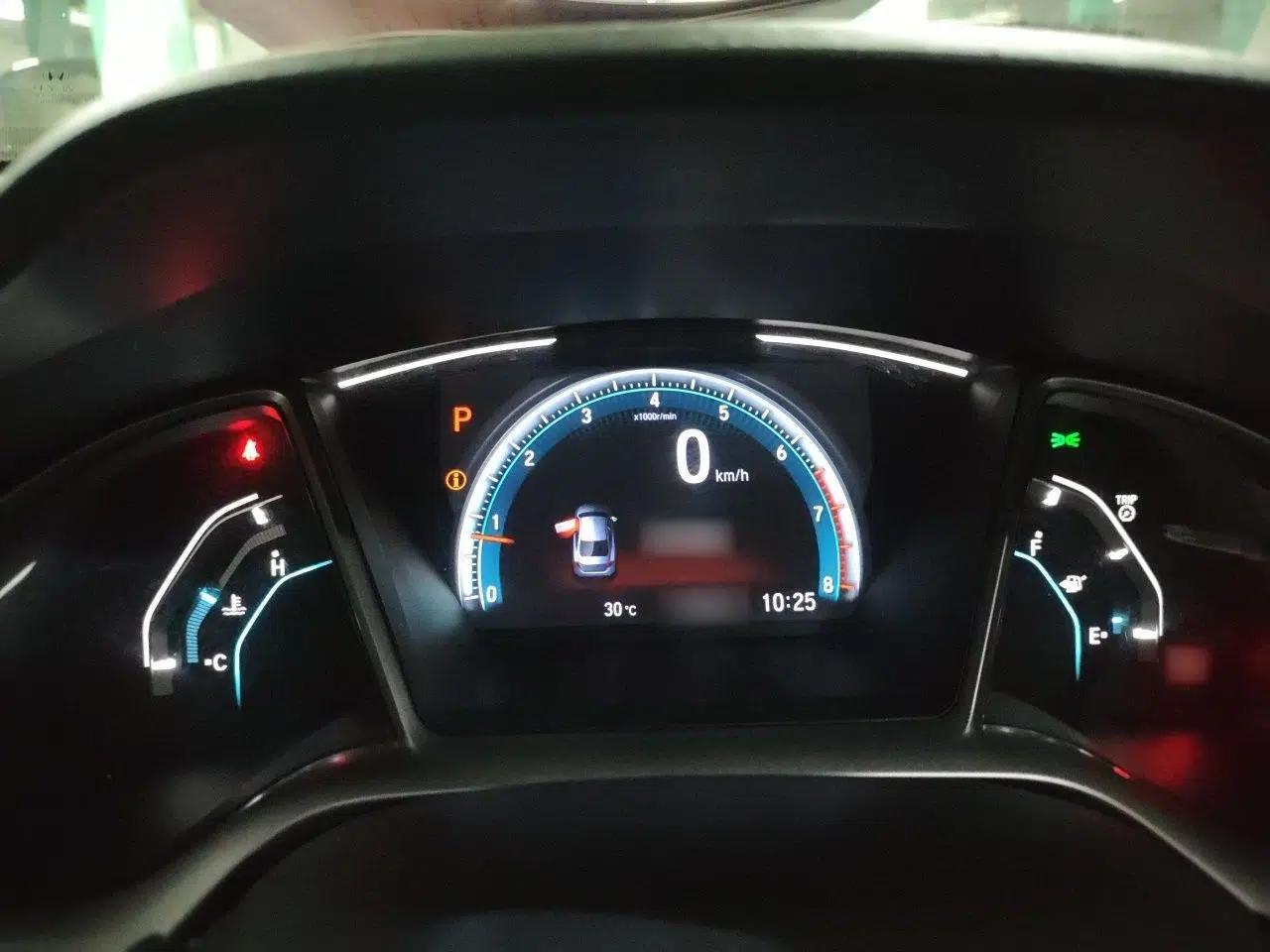 Honda Civic 2019 220TURBO CVT Dynamic Edition China VI — миниатюра 10