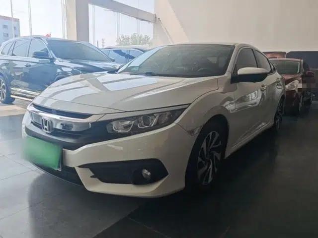 Honda Civic 2016 220TURBO CVT Luxury Edition