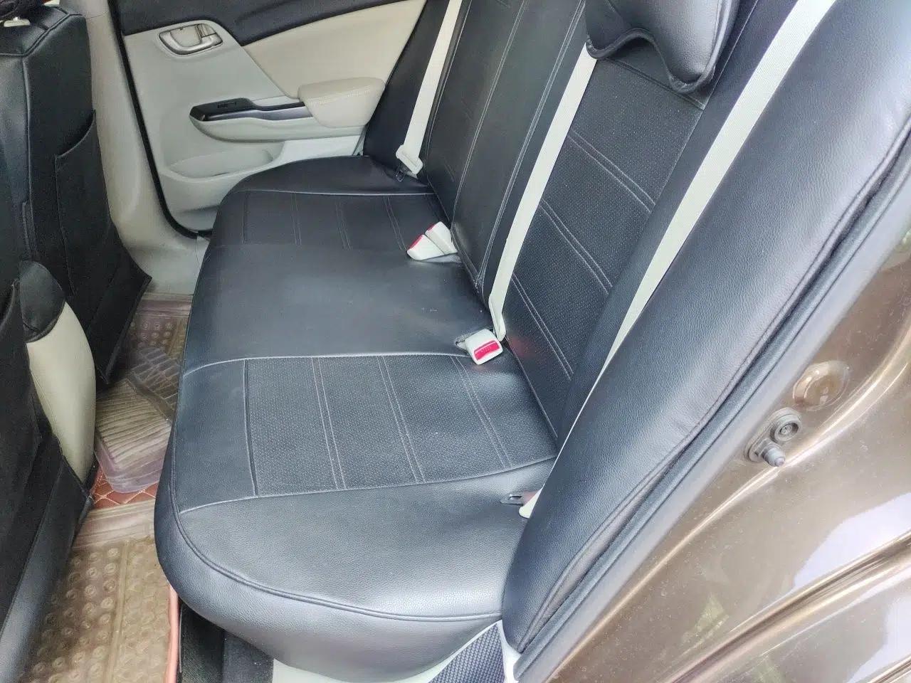 Honda Civic 2014 1.8L Automatic Classic Edition — миниатюра 17