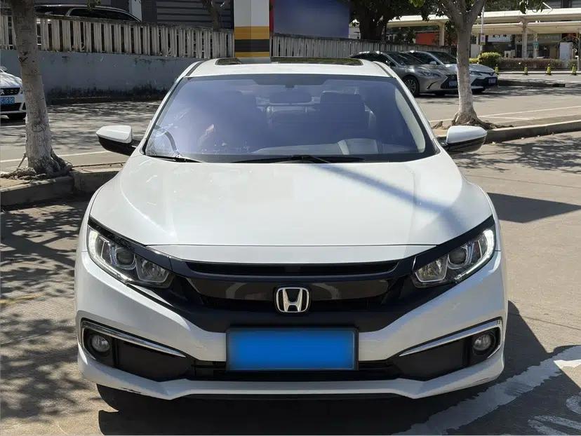 Honda Civic 2019 220TURBO CVT Dynamic Edition China V — миниатюра 2
