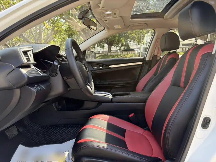 Honda Civic 2019 220TURBO CVT Dynamic Edition China V — миниатюра 16