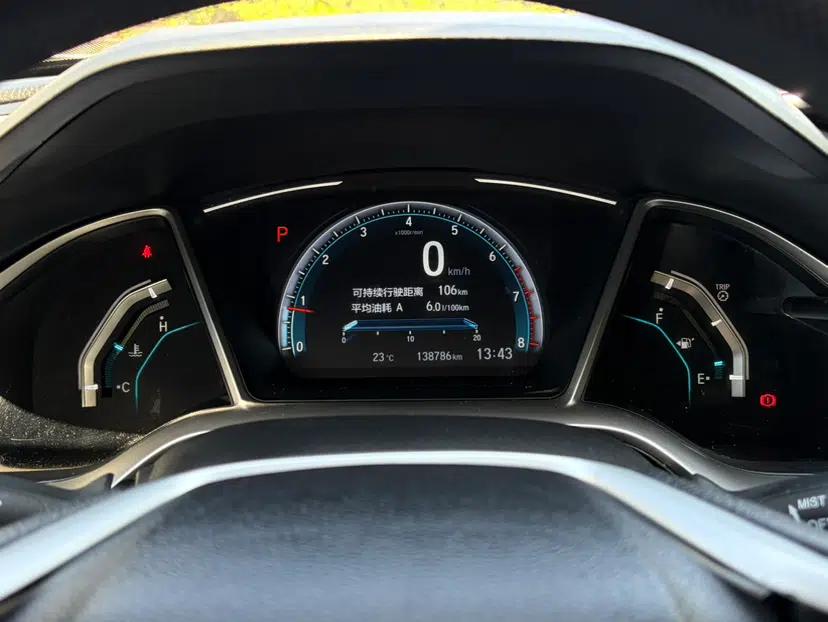 Honda Civic 2019 220TURBO CVT Dynamic Edition China V — миниатюра 8
