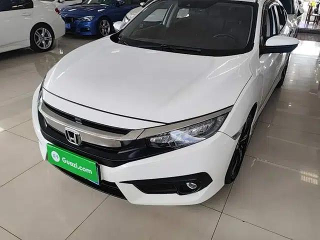 Honda Civic 2016 220TURBO CVT Prestige Edition