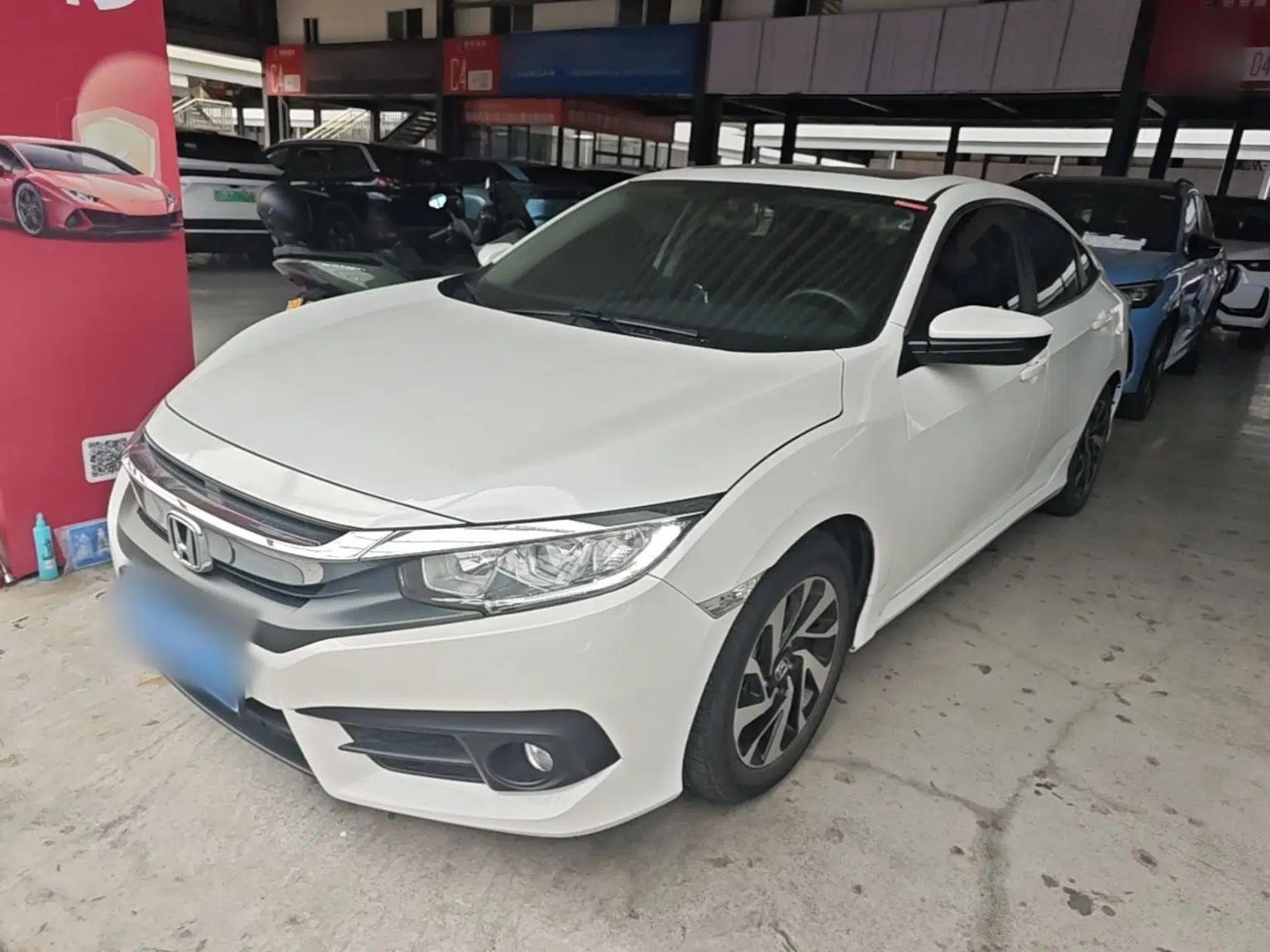 Honda Civic 2016 220TURBO Manual Luxury Edition — миниатюра 1