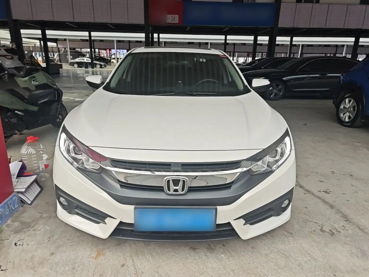 Honda Civic 2016 220TURBO Manual Luxury Edition — миниатюра 2