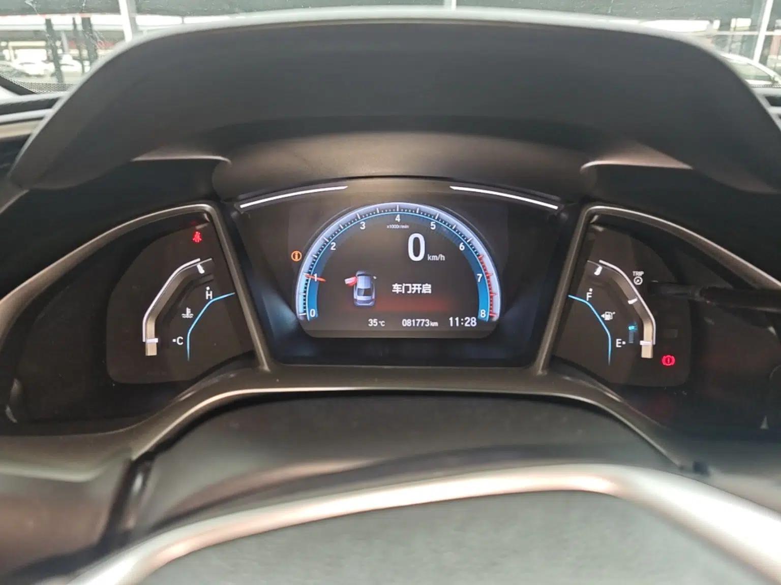 Honda Civic 2016 220TURBO Manual Luxury Edition — миниатюра 14