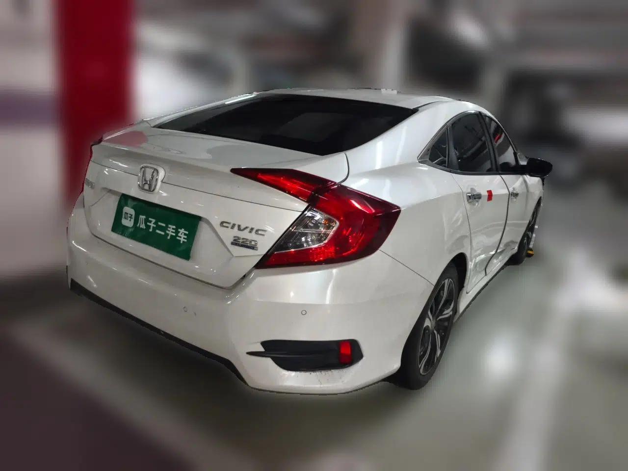 Honda Civic 2019 220TURBO CVT Power Edition China VI Emission Standard — миниатюра 6
