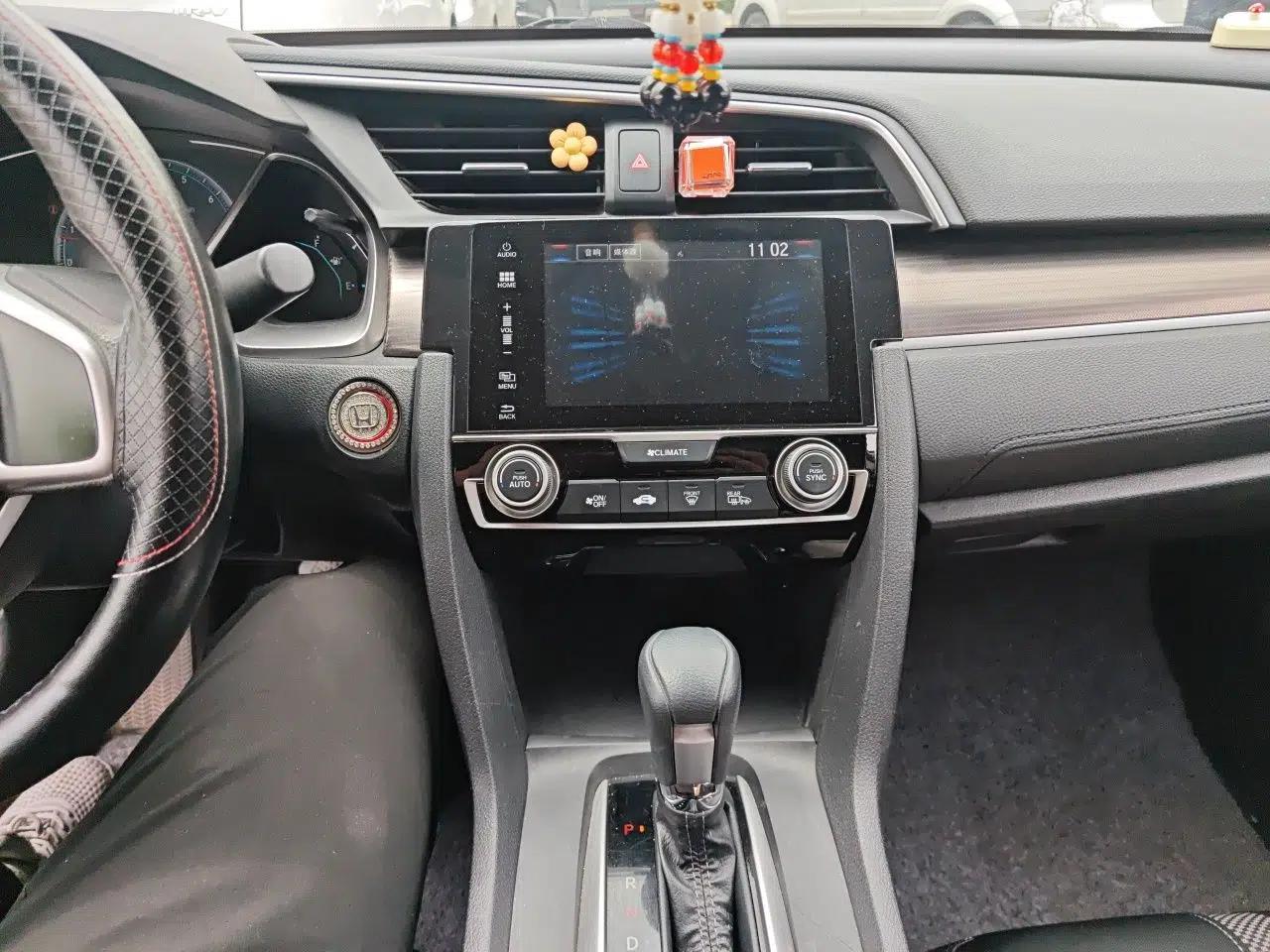 Honda Civic 2019 220TURBO CVT Dynamic Edition China VI — миниатюра 13
