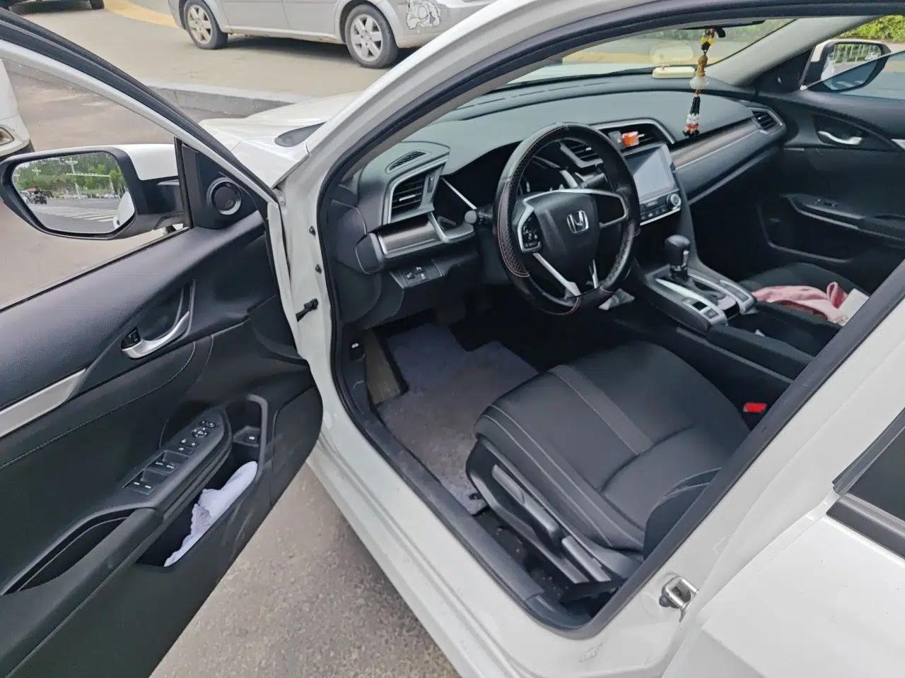 Honda Civic 2019 220TURBO CVT Dynamic Edition China VI — миниатюра 16