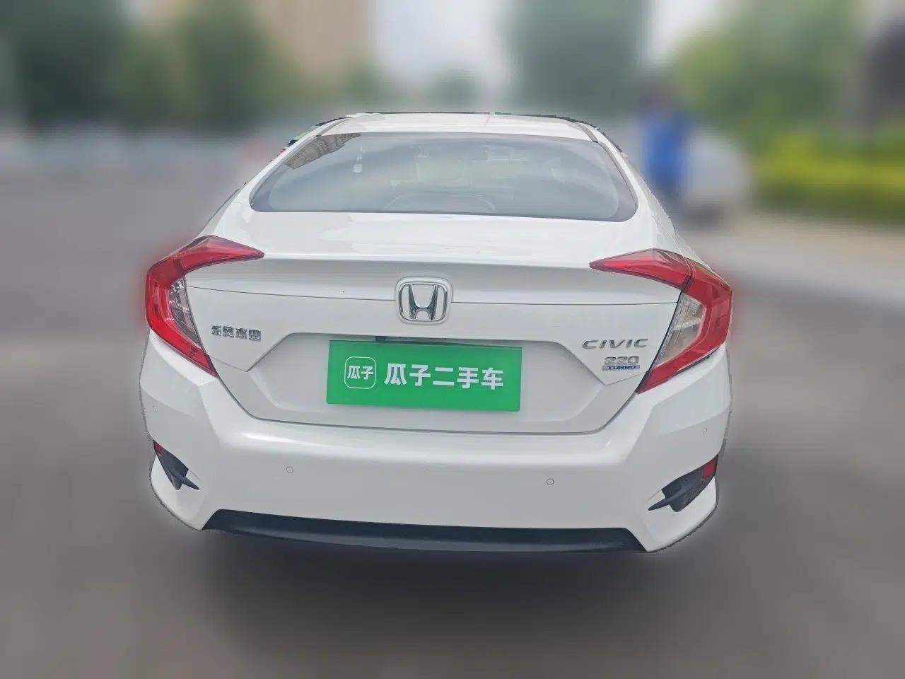 Honda Civic 2019 220TURBO CVT Dynamic Edition China VI — миниатюра 5